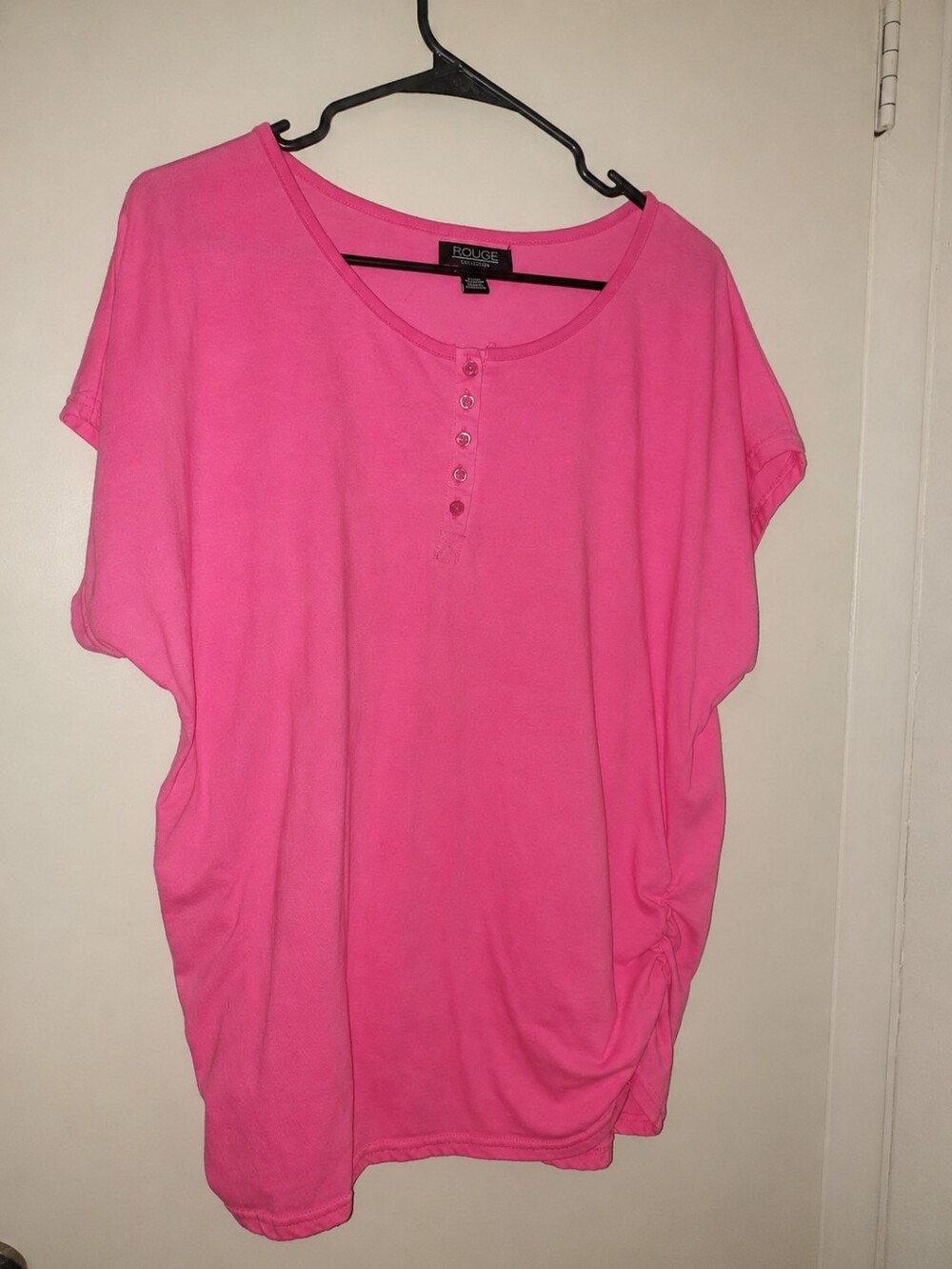 Rouge Helium Pink Short-Sleeve Henley Top